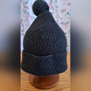 NWOT Allbirds Grey Merino Neutral Casual Outdoor Winter Snow Beanie Hat Cap